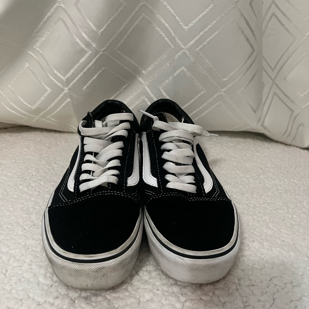 Platform vans - Picture 2 of 3